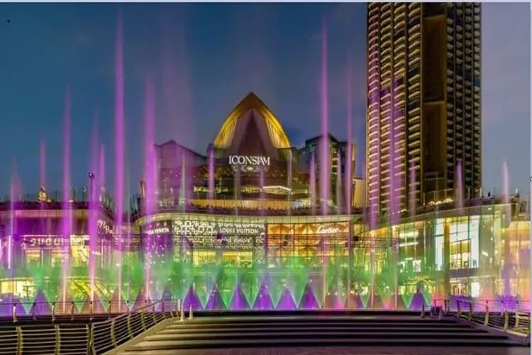 繽紛曼芭、跟團半自助～爽泰度假莊園、小象餵食體驗、泰版小人國、暹羅天地百貨五日