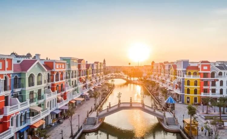 太陽航空直飛富國～珍珠雙樂園、跳島海景纜車、地中海小鎮、兩晚五星飯店6日-6