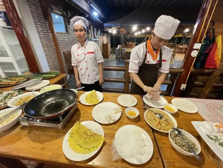 越式廚藝教室(迎賓飲品、烹飪解說及實作、享用晚餐)