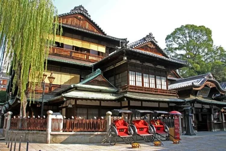 道後溫泉老街