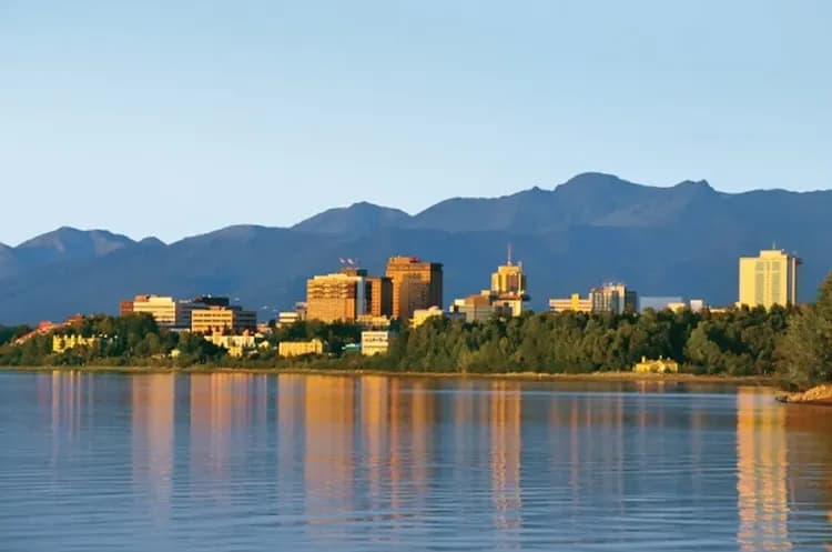 【尋夢公主號遊輪、早鳥享優惠】阿拉斯加冰河三重奏、羅伯山纜車、雙景觀火車、丹奈利國家公園15日-9