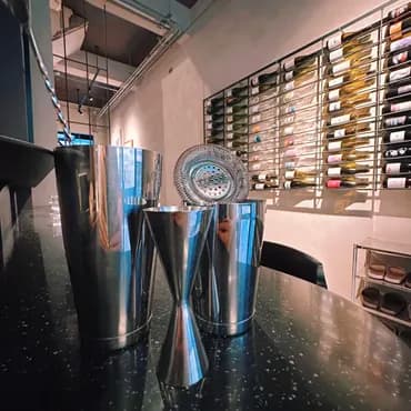 台南包棟酩宿｜6-12人包棟、調酒/電麻/KTV/酒吧風、近台南火車站-3