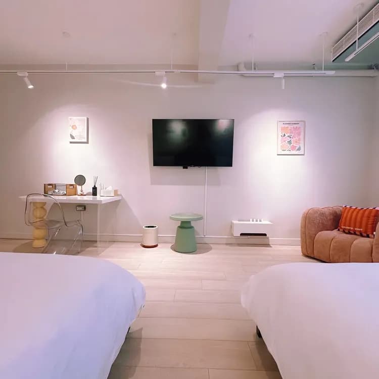 台南包棟酩宿｜6-12人包棟、調酒/電麻/KTV/酒吧風、近台南火車站-17