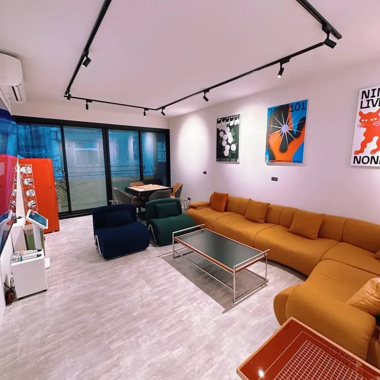 台南包棟酩宿｜6-12人包棟、調酒/電麻/KTV/酒吧風、近台南火車站-7