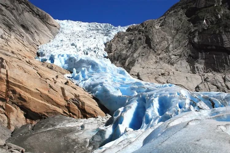 玩樂369經典北歐四國13日｜挪威三大峽灣、峽灣景觀公路、經典雙峽灣遊船、挪威縮影火車、峽灣貴族旅館、雙跨國過夜遊輪-19