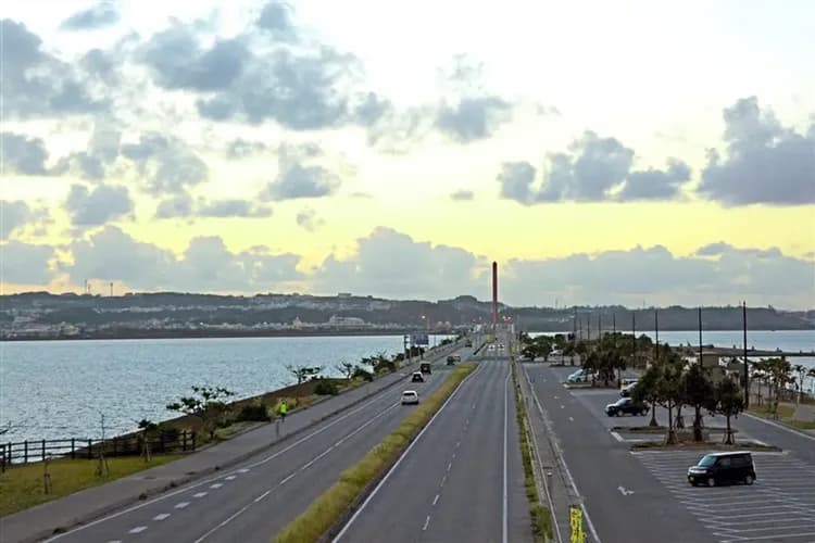 沖繩這樣玩|顛覆北部！人氣首選【海中道路～伊計島】沙灘戲水．美國村．琉球文化～大鼓秀．OUTLET．暢遊海博館四日｜阿古豬火鍋暢食-5