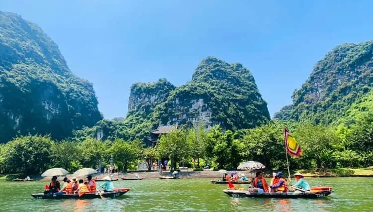 陸龍灣