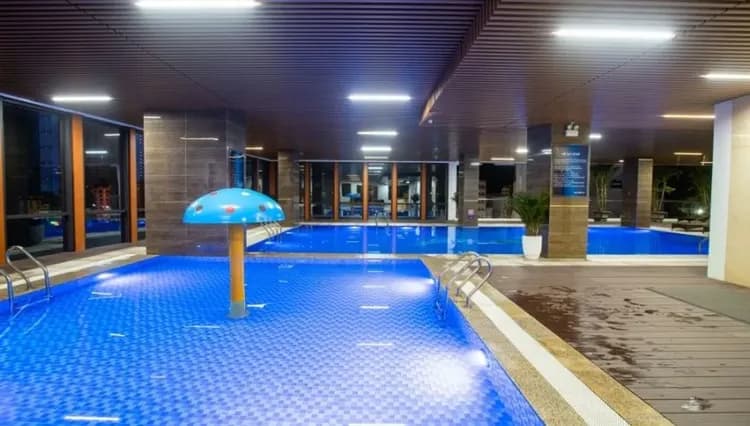 Peace Hotel Halong