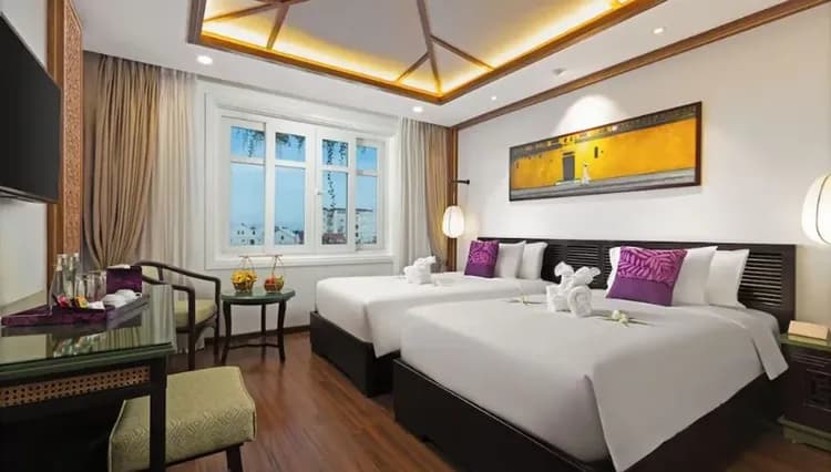 Courtyard Danang Han River