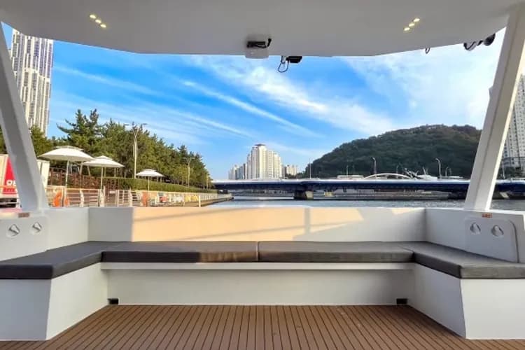 海雲臺遊艇-海雲臺遊艇之旅(約60分鐘；無酒精飲料+餅乾)