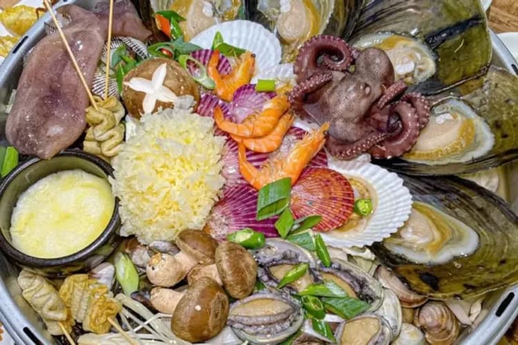 澎湃貝殼海鮮鍋-風味餐食