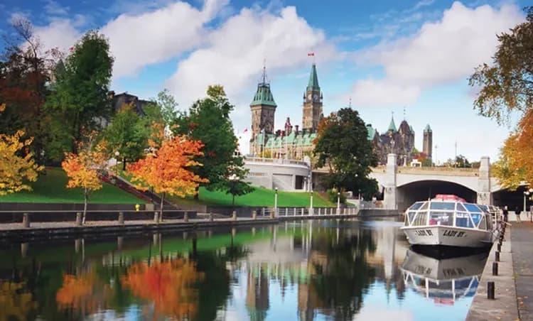 長榮首航華盛頓～美加東七大城、尼加拉大瀑布、白山森林公園、三大遊船體驗11日