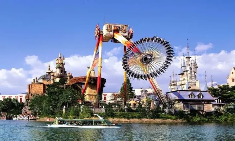 暑假首爾親子暢遊｜探險樂天世界．歡樂愛寶樂園．景福宮韓服體驗．魔幻塗鴉秀．首爾明洞(一站購物彩妝)六日｜高雄-10