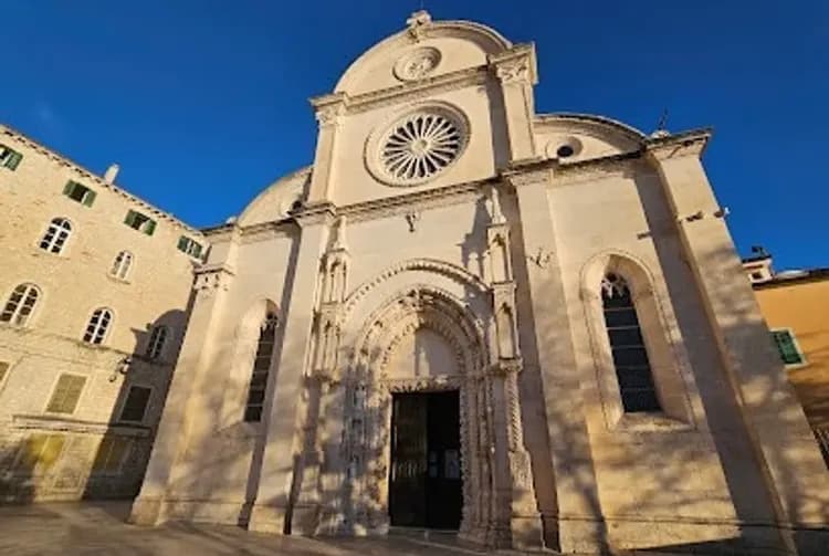特選克羅埃西亞斯洛維尼亞10日｜十六湖國家公園．鐘乳石洞．布萊德湖城堡．札達爾．札格雷布．斯普利特．加贈一日布達佩斯-6
