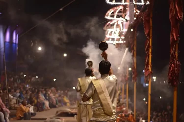 恆河夜祭：達薩斯瓦梅朵夜祭儀式