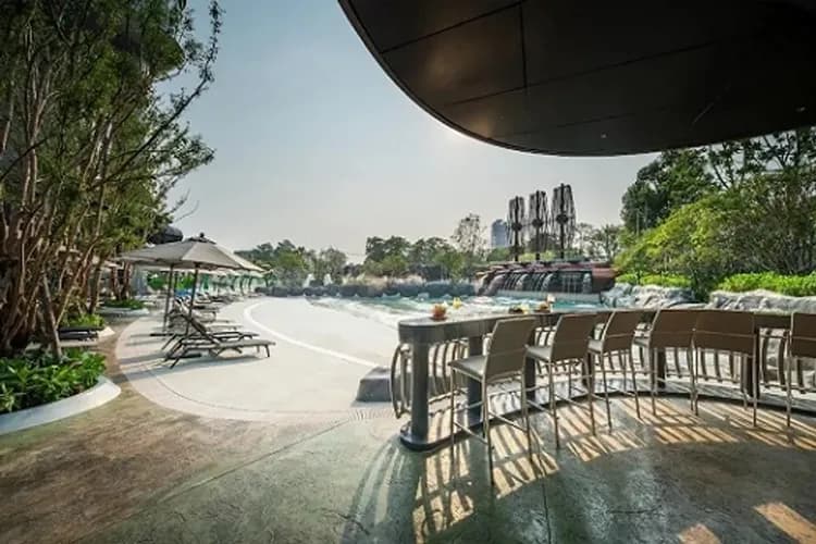 太空水上樂園