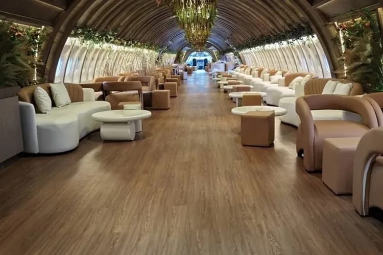 飛機椰林咖啡廳(特別贈送蛋糕＋飲料每人乙份)