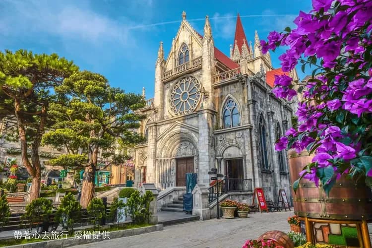 巴拿山(法國春天山城)