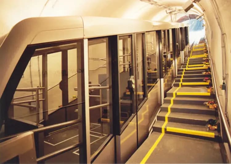 【世紀之星河輪、套房豪經艙、早鳥享優惠】尊享萊茵義瑞、荷德法酒鄉藝境、五星阿爾卑斯、六大世界遺產13日-11