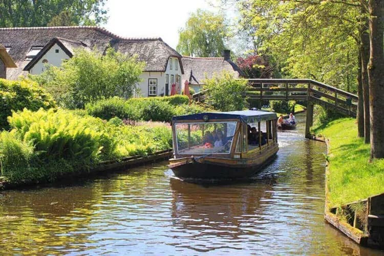 羊角村 Giethoorn-低地國的水鄉童話