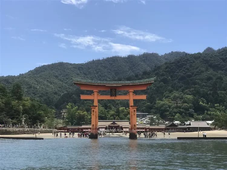 三零深度山陰山陽.四國旅遊|岡山後樂園.鳥取沙丘.足立美術館.出雲大社.國寶松江城.嚴島神社.德島鳴門漩渦.4晚溫泉八日-8