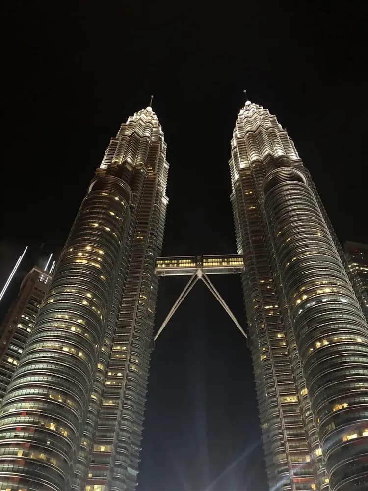 親子｜小孩不佔折8千｜新馬旅遊｜環球影城.樂高樂園.大紅花海上VILLA.點心麵DIY.斜坡滑車6日-8