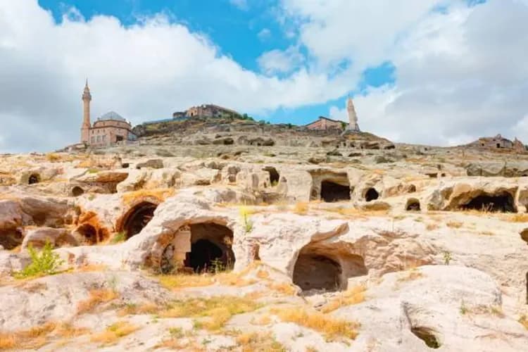 【限時搶GO土耳其、加碼送遊船】早鳥加購熱氣球、雪白棉花堡、海泡石之城、卡帕多奇亞連泊11日-8