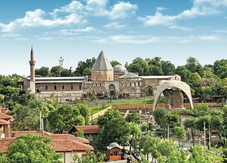 【雙飛土耳其、限量升等商務艙】熱氣球升空、奧斯曼雙宮、安塔利亞風情、烏爾拉品酒、佩拉宮殿午茶、兩晚洞穴風格飯店12日-13