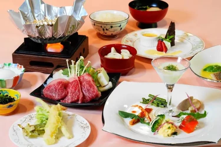 【和洋会席御膳】2025年　夏メニューの一例