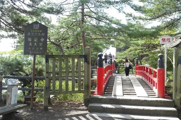 初心遊│東北在地列車企劃│白神號觀光列車．十二湖青池．由利高原鐵道．銀山溫泉．山居倉庫．溫泉雙鐵道5日-9