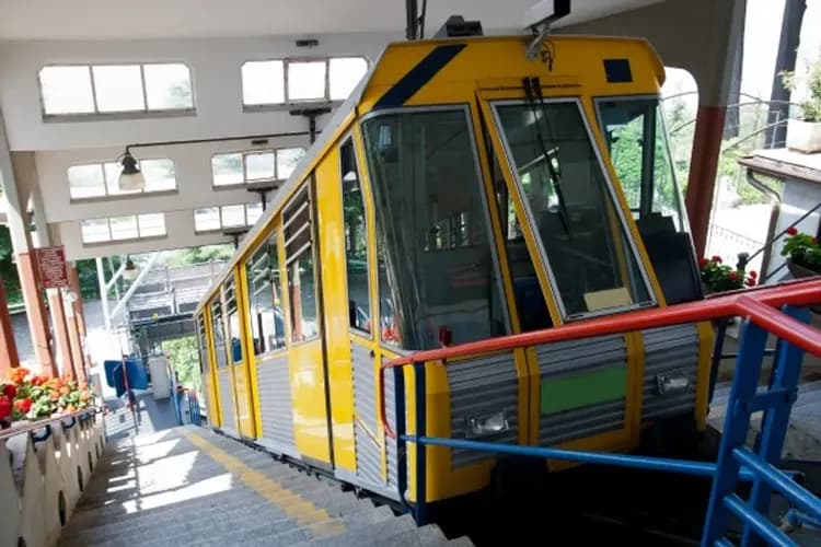 Funicular Como-Brunate-北義藍寶石科莫湖－布納特纜車 × 科莫湖遊船
