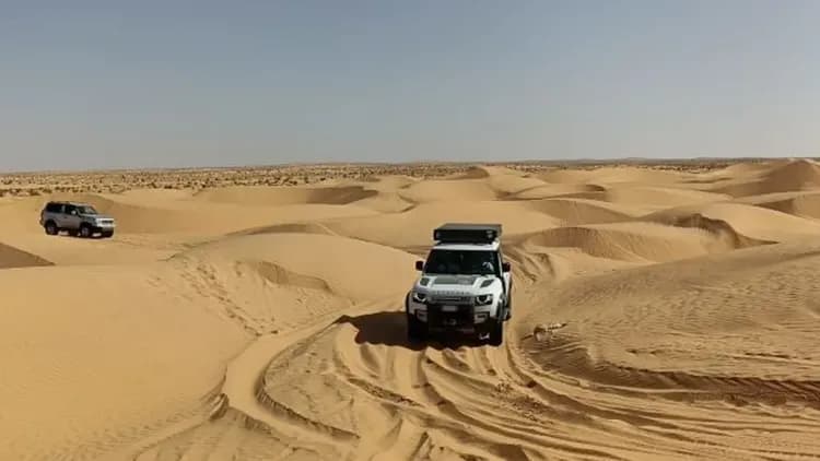 沙漠綠洲之旅-星際大戰拍攝地+四輪傳動車
