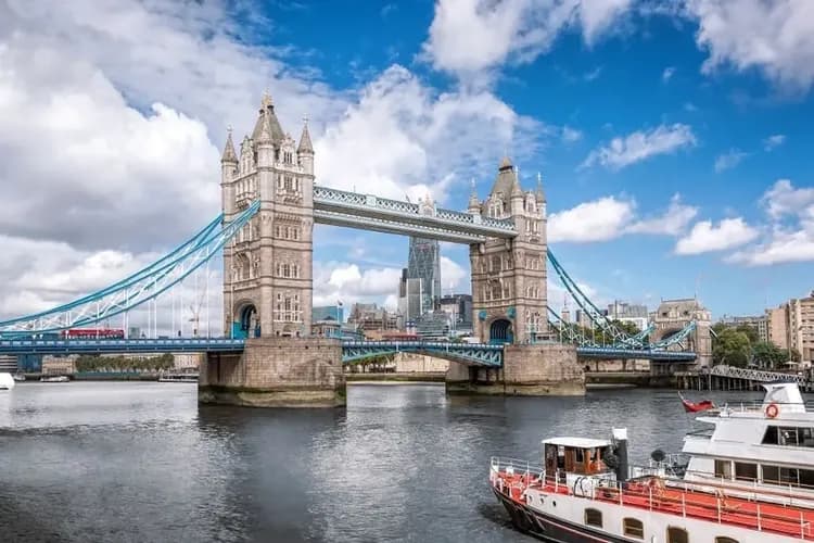 經典冬遊英愛旅遊|華航直飛.英國愛爾蘭雙國巡禮.倫敦.湖區國家公園.莫赫斷崖.巨石陣13日