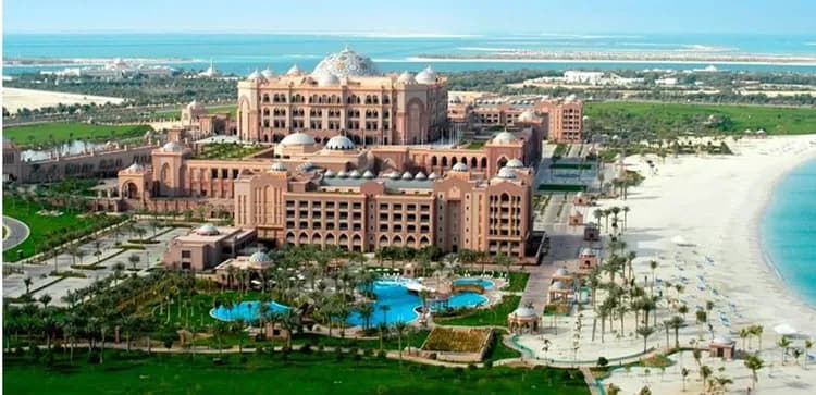 酋長皇宮 Emirates Palace Hotel-特色餐食