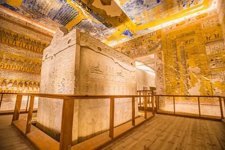 傳奇埃及、金色杜拜～阿布辛貝神殿、金字塔風帆船、杜拜棕櫚觀景台、七星級帆船饗宴12日-9