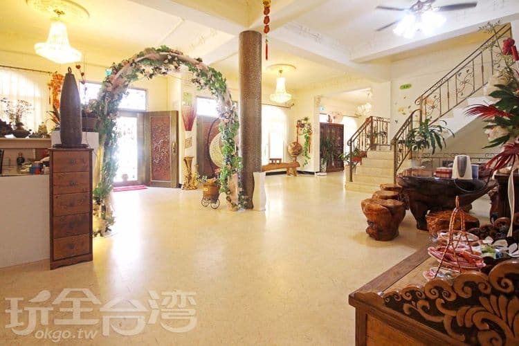 伯爵四季民宿-1