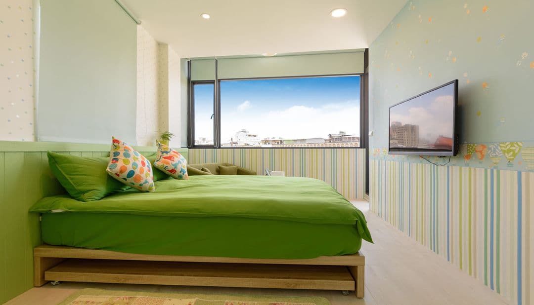 宜蘭縣-宜蘭羅東夜市迷彩民宿