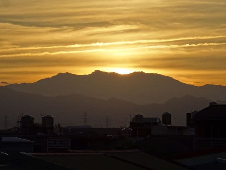 Sunrise from the highest mountain of Taiwan.