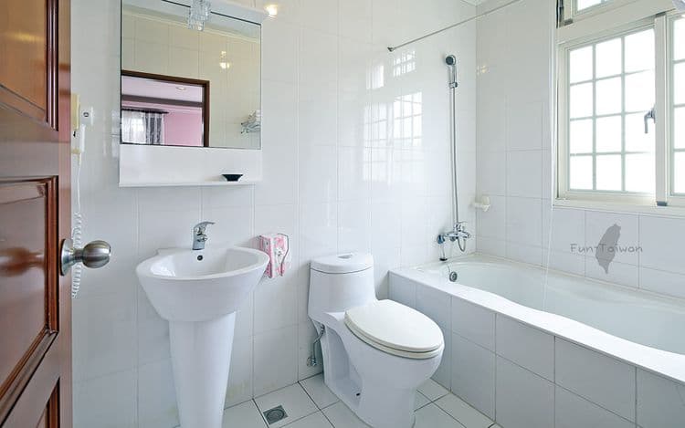 リバーサイドB＆B-12