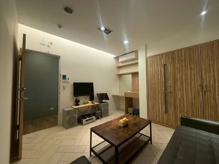 Yilan Xin Qun B&B-20