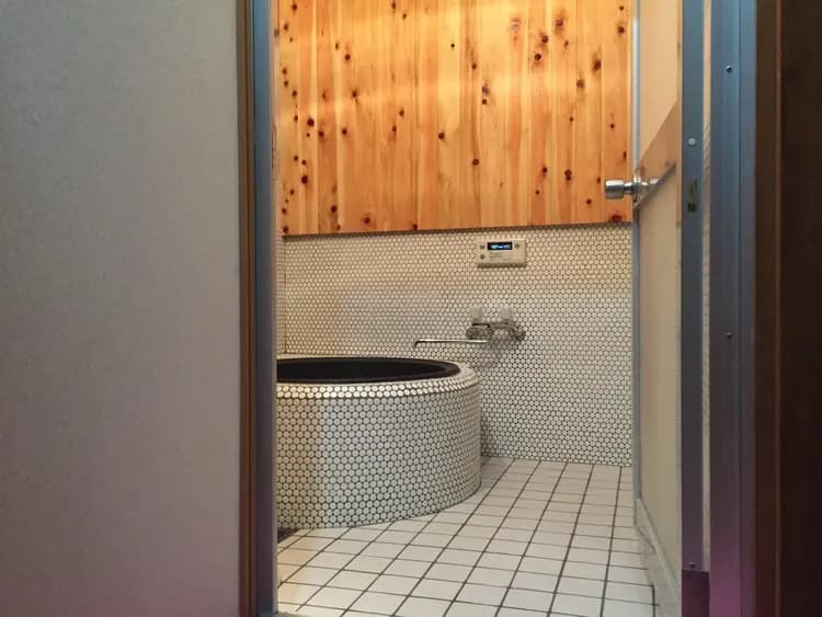 長州風呂は共用です。