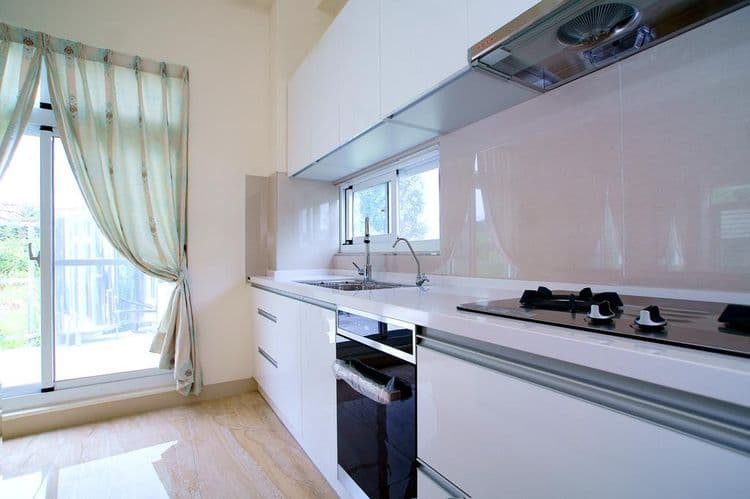 Happiness Light House-9