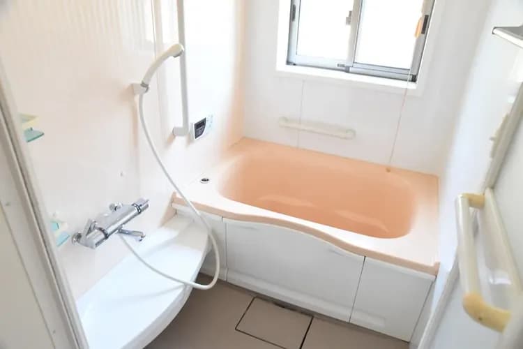 ピカピカバスルーム