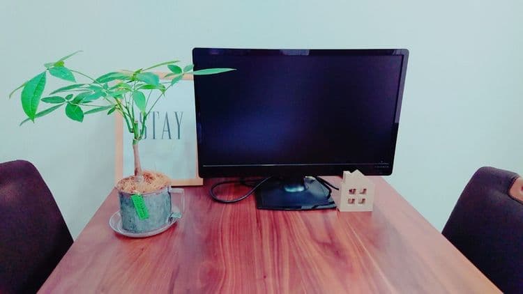 ダイニングテーブル