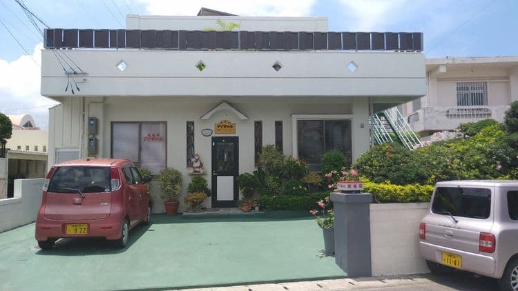 1階受付と美容室マイギャル2階がペンションマイギャルです