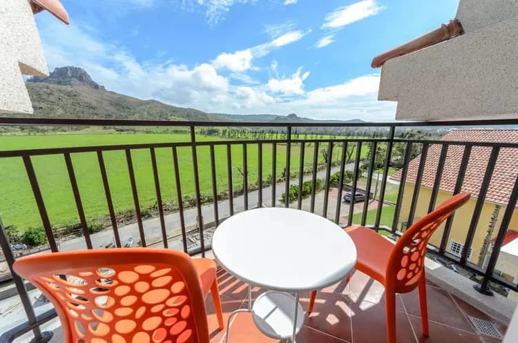 Island on the Sea-11