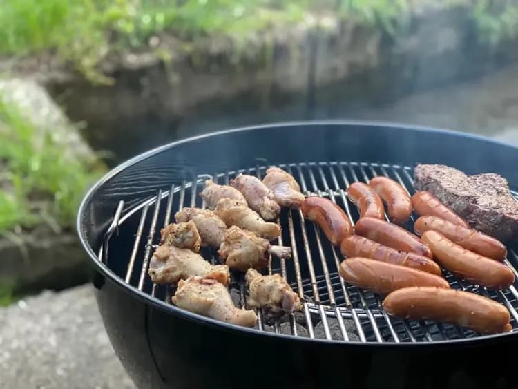 貸し出し用のweberグリルでBBQ