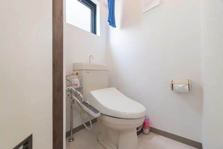 뉴 하우스, 신사이바시까지 1분-14