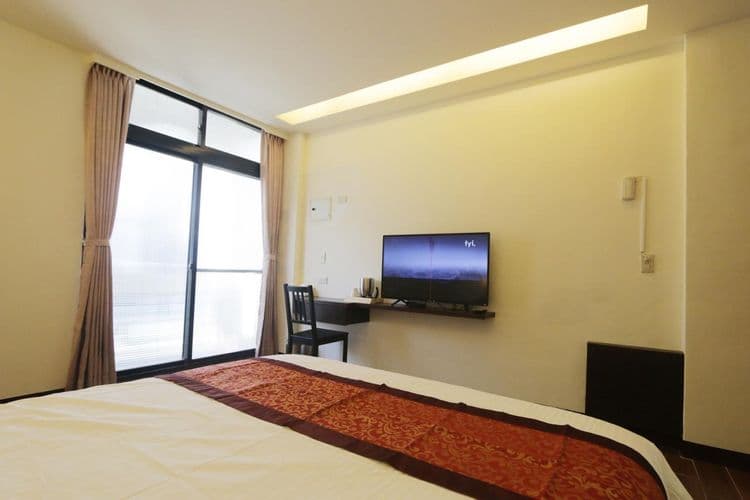 Flower Bed&Breakfast is now Ikegami-4