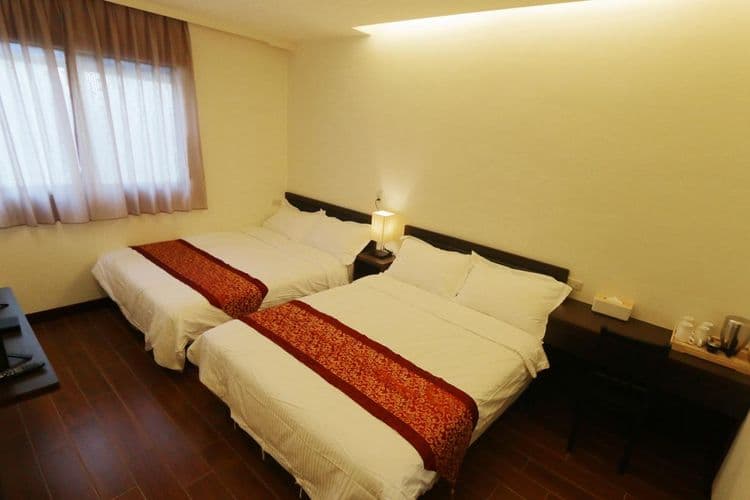 Flower Bed&Breakfast is now Ikegami-2